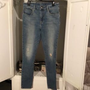 Distressed high rise skinny Levi’s jeans